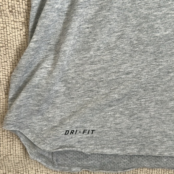 Men’s Large Nike 3/4 sleeve Tshirt. - Picture 3 of 4